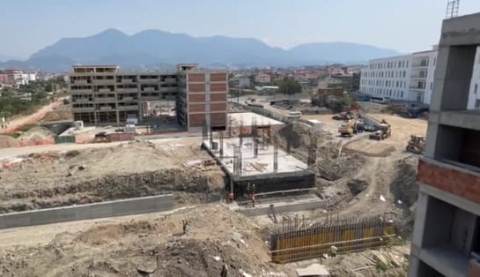 Vijojne punimet e rindertimit tek 5 Maji: Ja kur jane gati apartamentet